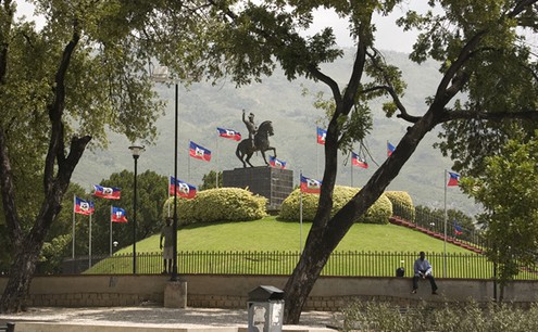 2456233529_6b3b76944d